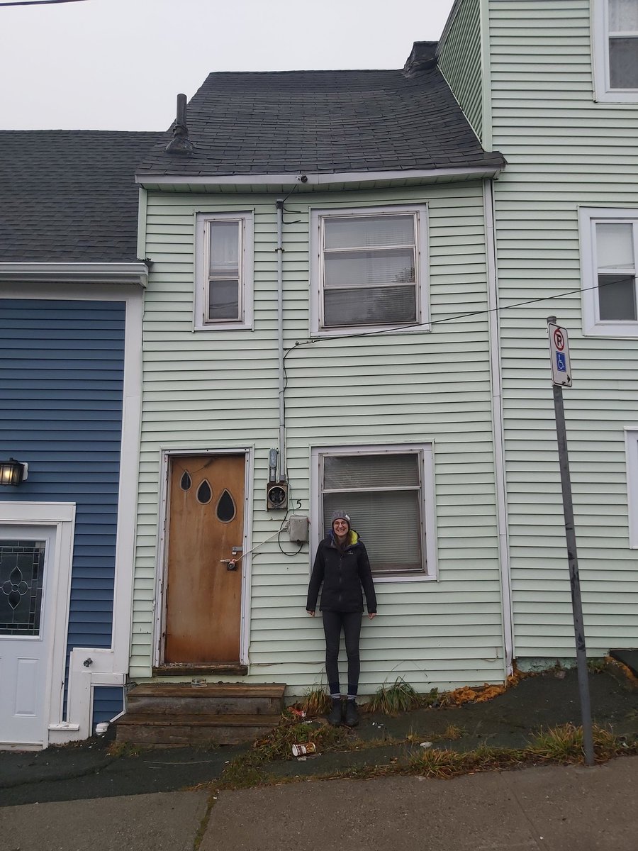 A few months ago, an adventure started. This little old house was on the @CityofStJohns tax auction block for a steal. @Jess_Puddister, @NauticalTyler & @tim_ward92 were the successful bidders! Now the work, and the fun, begins 🛠 #restoration #BuiltHeritage