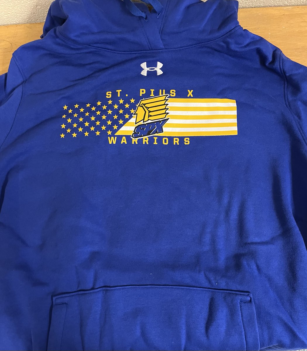CoachVutich's tweet photo. 🚨TUESDAY HOODIE GIVEAWAY🚨

Rules⬇️
1⃣ Follow
2⃣ Retweet
3⃣ Follow SPX Warrior Athletics on Instagram
4⃣ Like the post on Instagram

Giveaway closes at 8:00pm tonight. https://t.co/oOpNtfuuvn