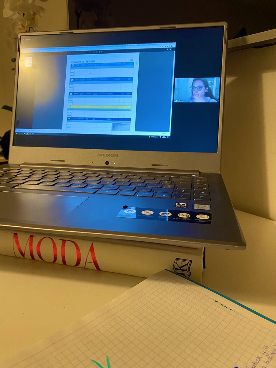 Primera clase de la semana:  #Facebook a mano de <a href="/SalimaSanchez/">Salima Sánchez - Neuromarketing y Copywriting</a> 🤩

Una clase muy amena después del boom 💥 de la semana pasada.  Feliz Semana #equipo230