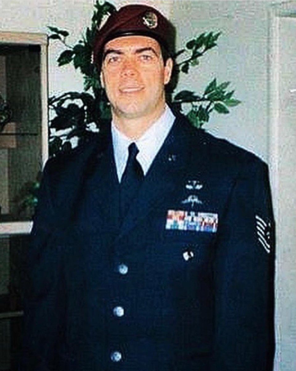 op_hawkeye's tweet photo. 2.22.2002 | Master Sergeant William “Bub” McDaniel II 🇺🇸

#OpHawkeyeRemembers #WilliamMcDaniel #AFSOC #320STS #PJ #Pararescueman #TOML #WILD42

🔗 https://t.co/OZ1OBbU794
📜 https://t.co/YttI4hGCQF
📰 https://t.co/vu84SIioyO
📰 https://t.co/MxVPwE7ad8
📰 https://t.co/G1V1uHujzD https://t.co/tIqkLnhYkh