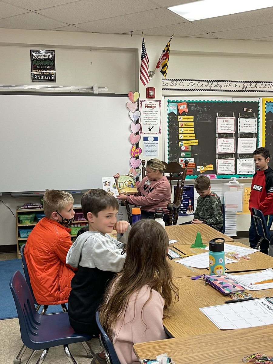 iTeach_3rd's tweet photo. Thank you Mrs. O’Sullivan for being our guest reader today! @WindsorFarmES https://t.co/Pw2qT4XL1j