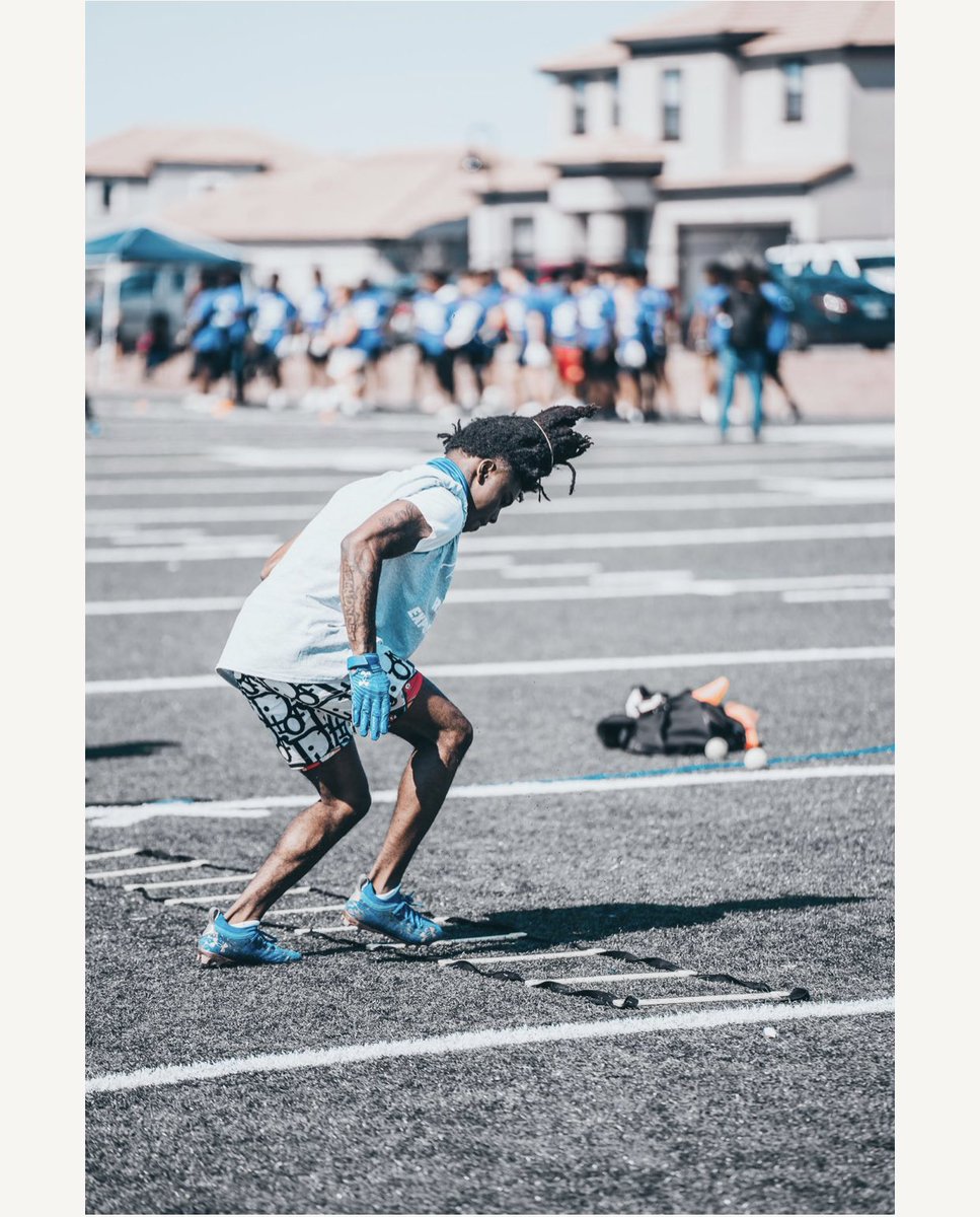 Gregturnerjr's tweet photo. Had a blast at camp 🔥@youareathlete https://t.co/mWGFo48z3n
