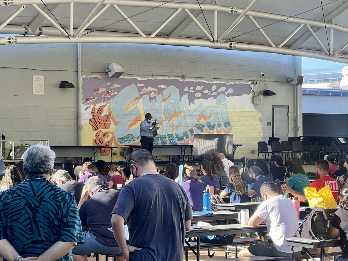 #hamle enjoying the day at Ewa Makai MS for the middle school conference!