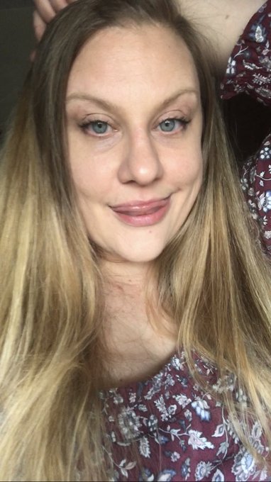 Happy 22222 🕉 watch how well it works for u 😄 Say hello to the face I chose for my stalker to screen