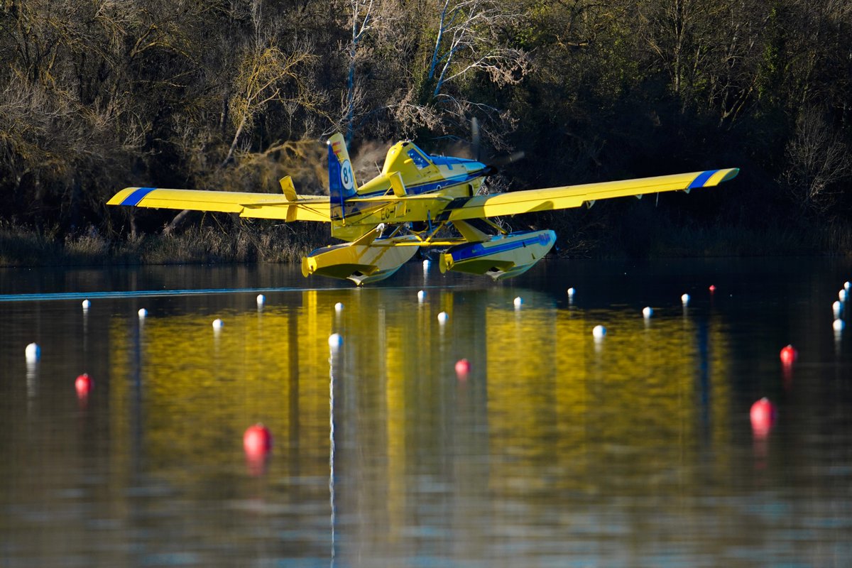 BillyFotograf's tweet photo. @FlightradarCAT @bomberscat https://t.co/LIZV54ew75