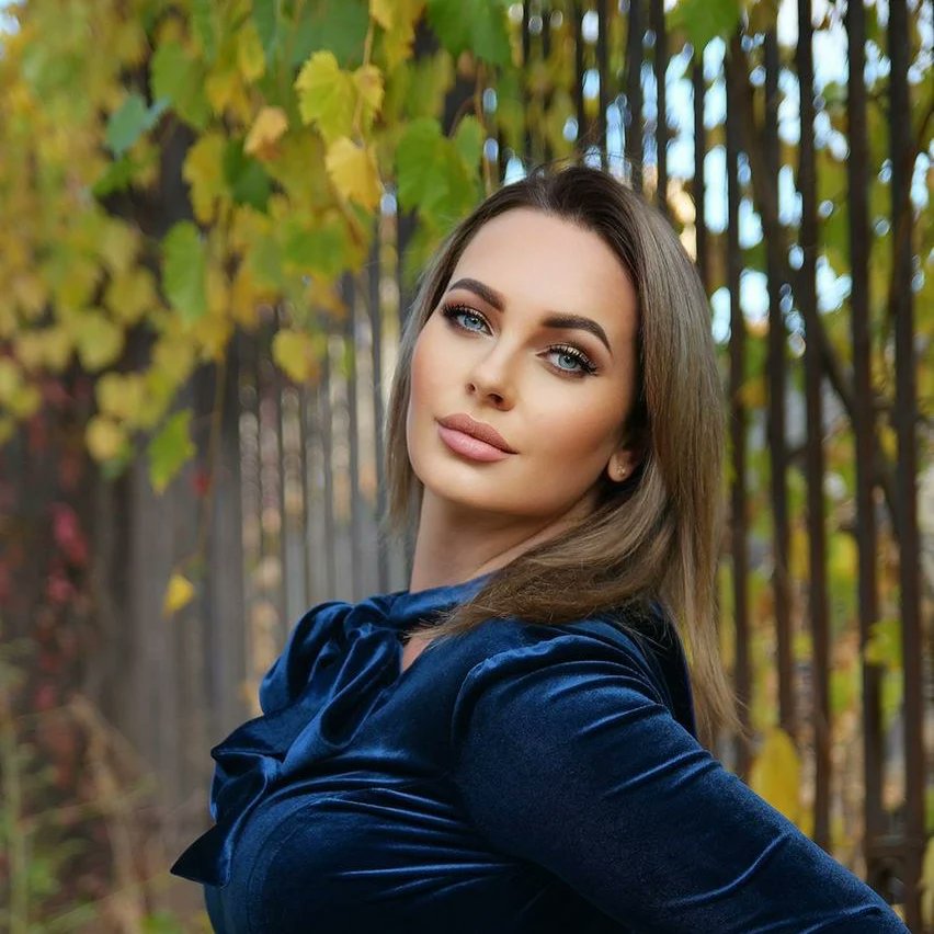 Starmarriage's tweet photo. Looking for a responsible man who answers for his actions and behavior. A good man with a simple character and nice sense of humor. Attentive to me, who doesn’t mind kids, sincere, generous
Sensual and sweet Evgeniya is on https://t.co/iyxE5c8Hnn https://t.co/tVGalZobB9
