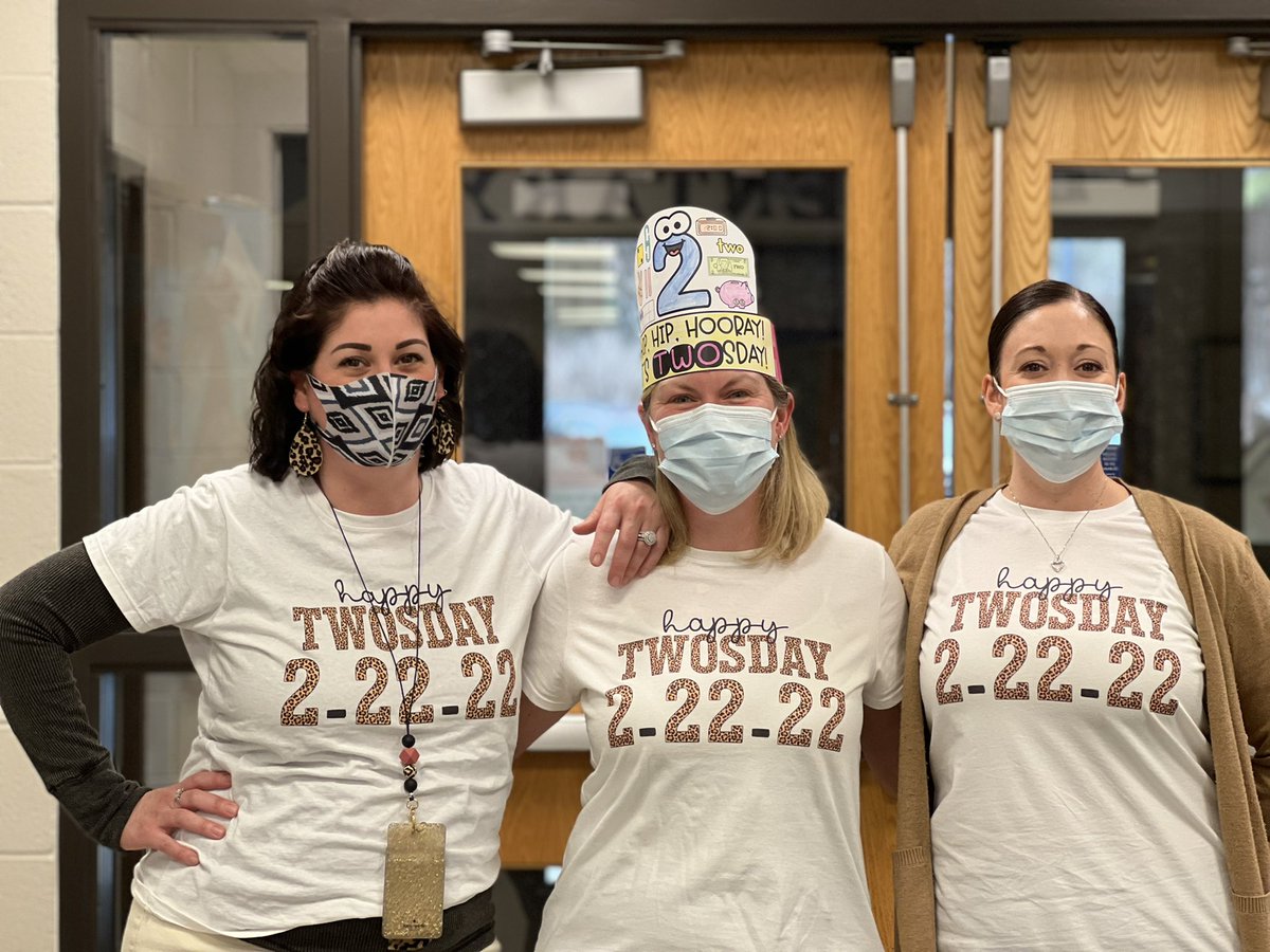KimberlyDevlin9's tweet photo. Happy Twosday!!! @CBLindenSchool @CBSDSchools https://t.co/OP1wzEWrPM