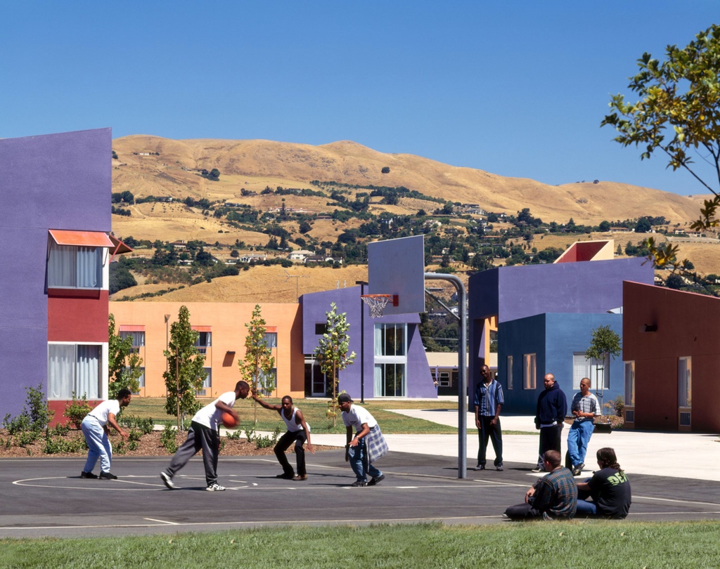Reality #3: Architecture builds community.
Nestled within the warm and colorful buildings, the basketball courts present an invitation to socialize.

#inclusivedesign #thinkingarchitecture #architectureandpeople #howarchitecturetells #ninerealities #steinberghart