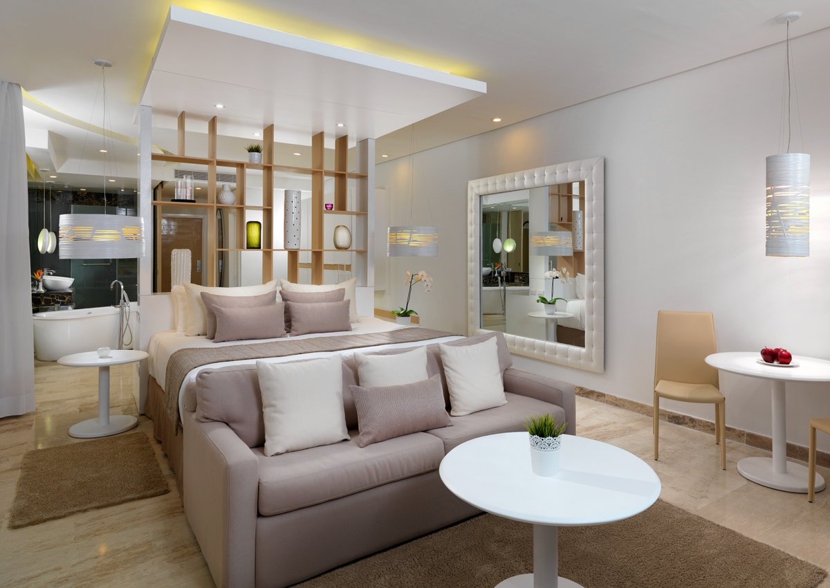 The Reserve Panoramic Ocean Front Junior Suite the perfect combination of contemporary design and luxury, and breathtaking frontal sea views with a comfortable one king-size bed, a lounge with a sofa bed and private balcony. Adults-Only Suite (+16)  bit.ly/3FsyIvh