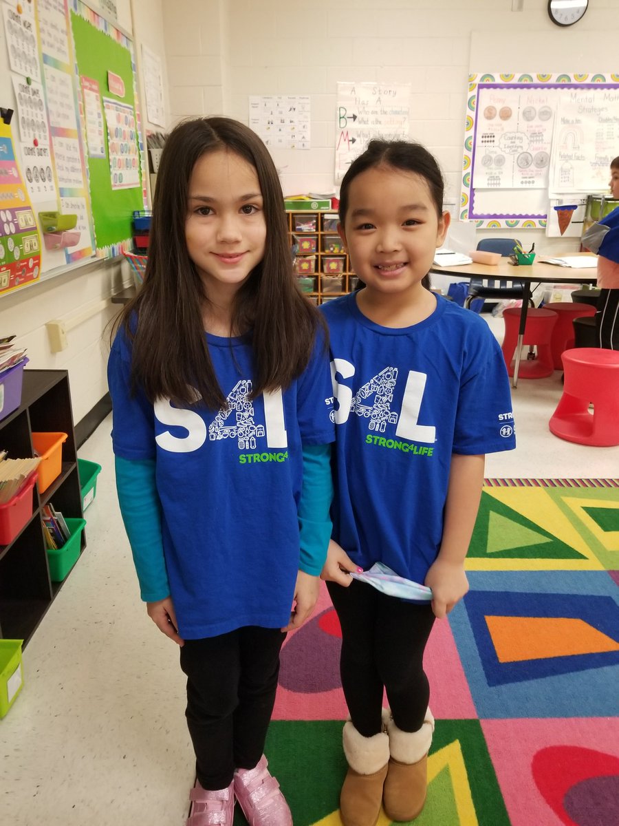 We had fun celebrating Twosday in 2nd grade on 2-22-22 and twinning with our friends!! <a href="/DolvinES/">Dolvin ES</a> #DolvINcredible #Twinday #Twosday