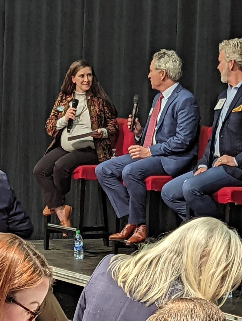 GasSouth's tweet photo. Gas South was thrilled to have our President & CEO Kevin Greiner speak on the future of innovations in sustainability and agriculture at the GA Chamber.
#FutureofGA #sustainability #GeorgiaChamber #BeAFuelForGood https://t.co/EOmQooPwKt