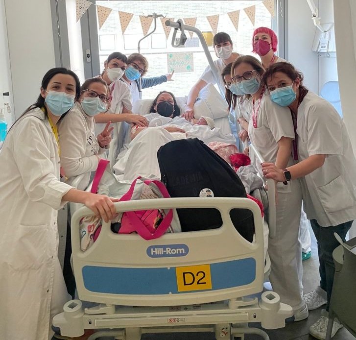 Avui ha nascut L'Alma, després d'un embaràs de risc, en el que la seva mare, una gran lluitadora,  ha passat casi 3 mesos amb nosaltres. 
Avui es un dia molt feliç. <a href="/DonaSantpau/">Dona Santpau</a> <a href="/HospitalSantPau/">Sant Pau - Campus Salut Barcelona</a>