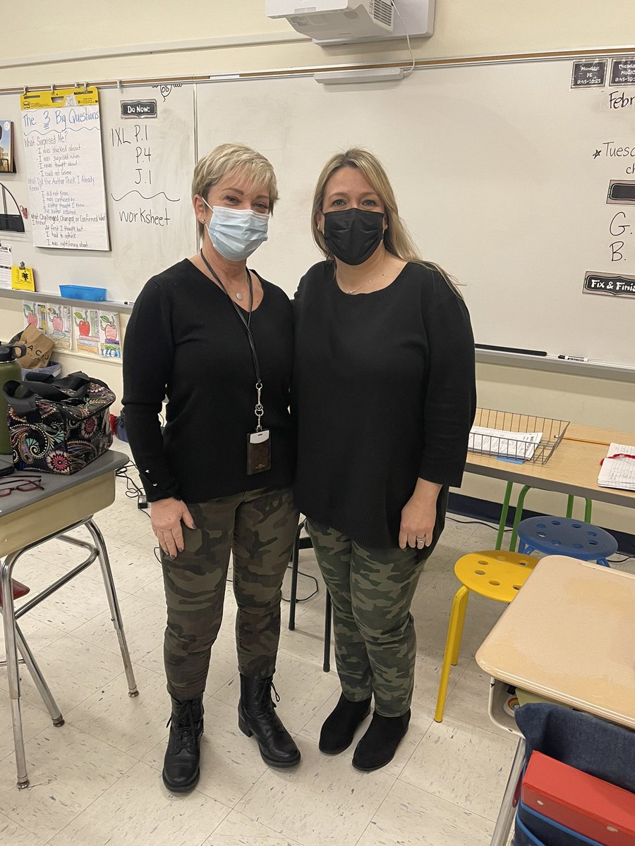 DianeDispenza's tweet photo. “Twos”day Twinning on 2/22/22 with Mrs. Giambrone 
#Twosday #twinning https://t.co/Cp6t6Oo8L4
