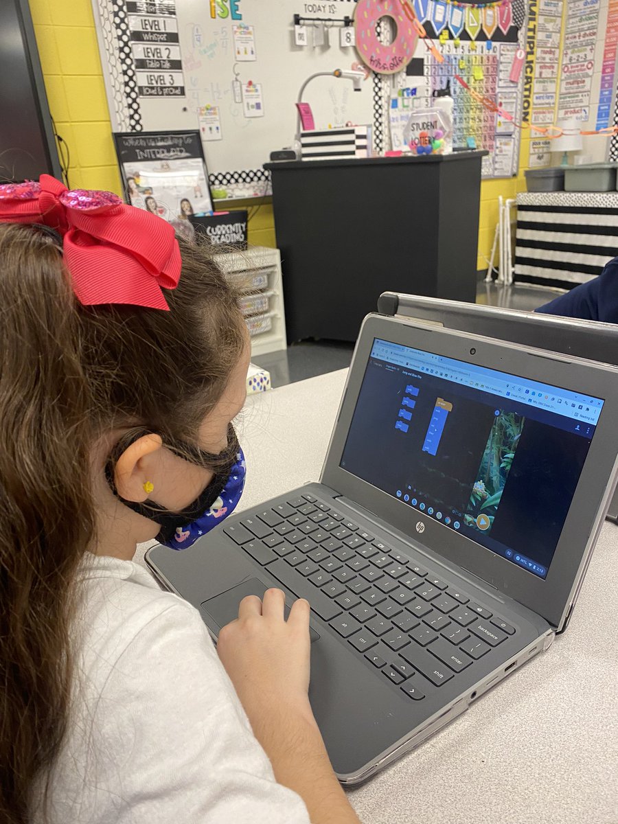 Stop Everything &amp; Code! It’s Tynker Time in B15!! 🎉 #DLDay22 <a href="/TCBOE_LES/">Lincoln Elementary</a>