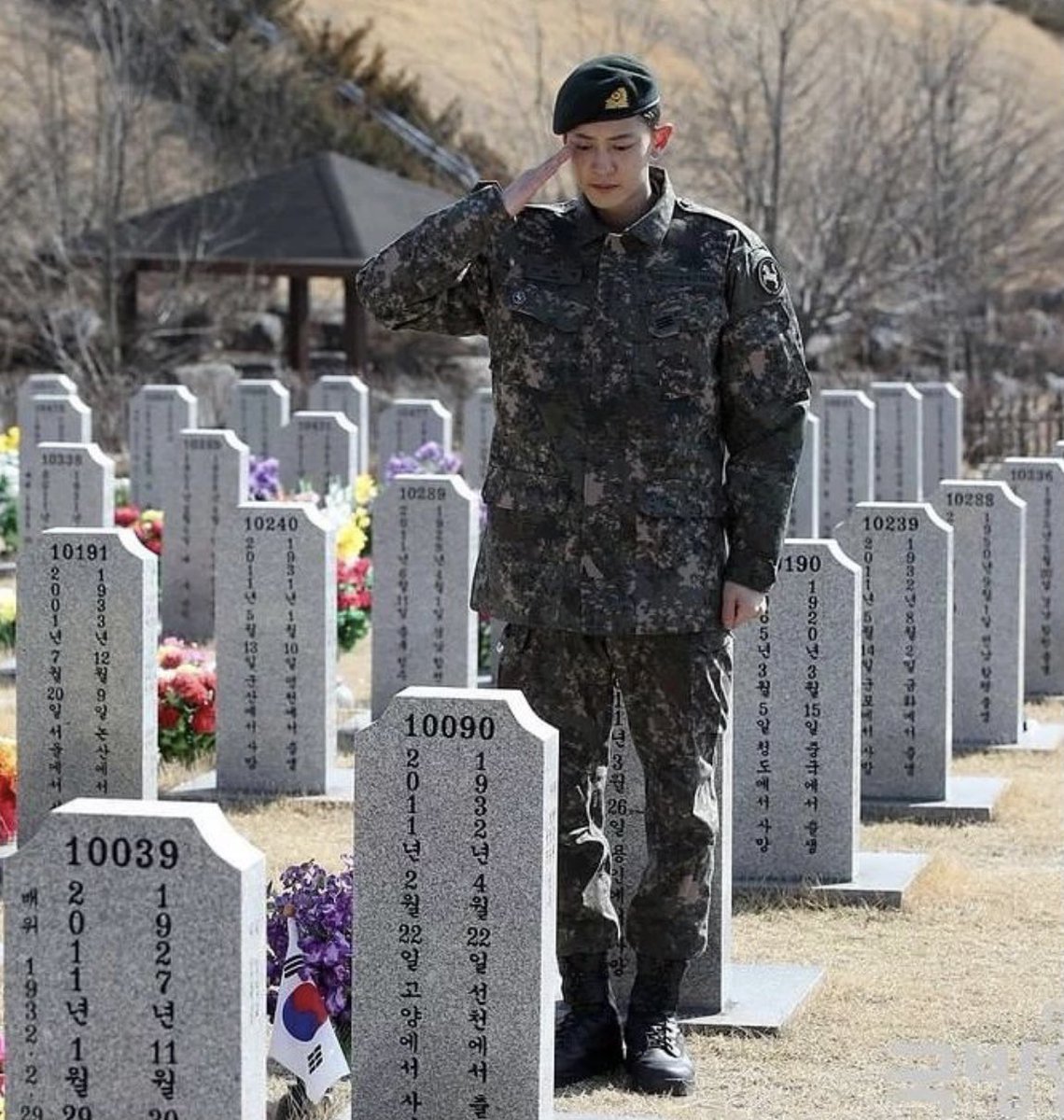 Chanyeolümden haber gelmiş dedesini ziyaret etmiş minik kuşum biraz geç gördüm ama olsundu😭😭