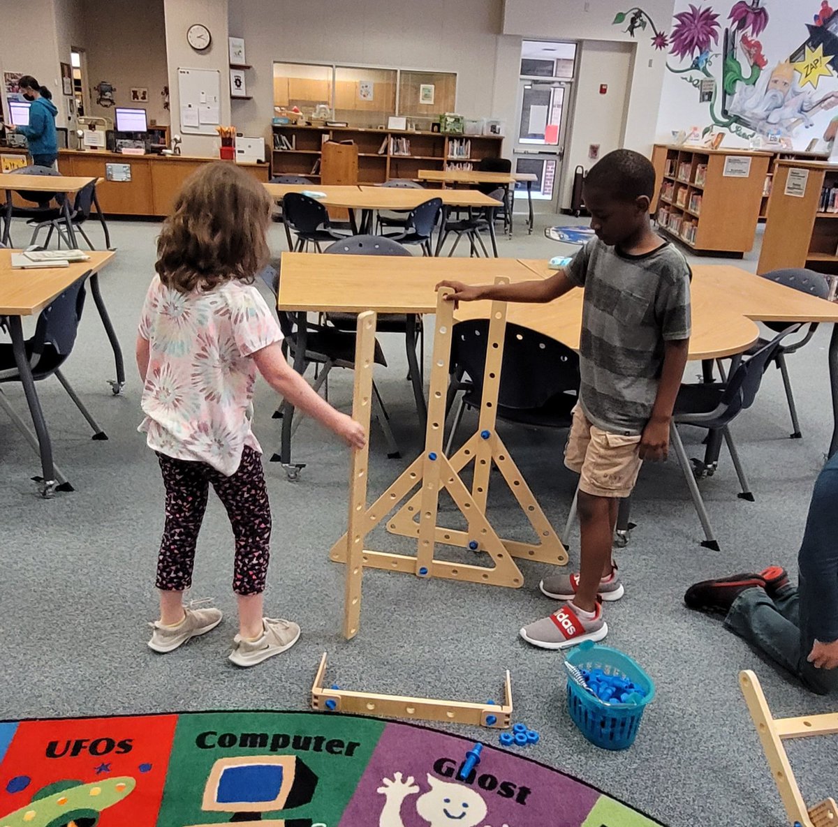 Jenny Mullins tweet media