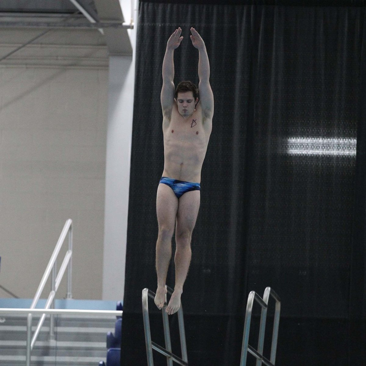 GW Swimming & Diving tweet media