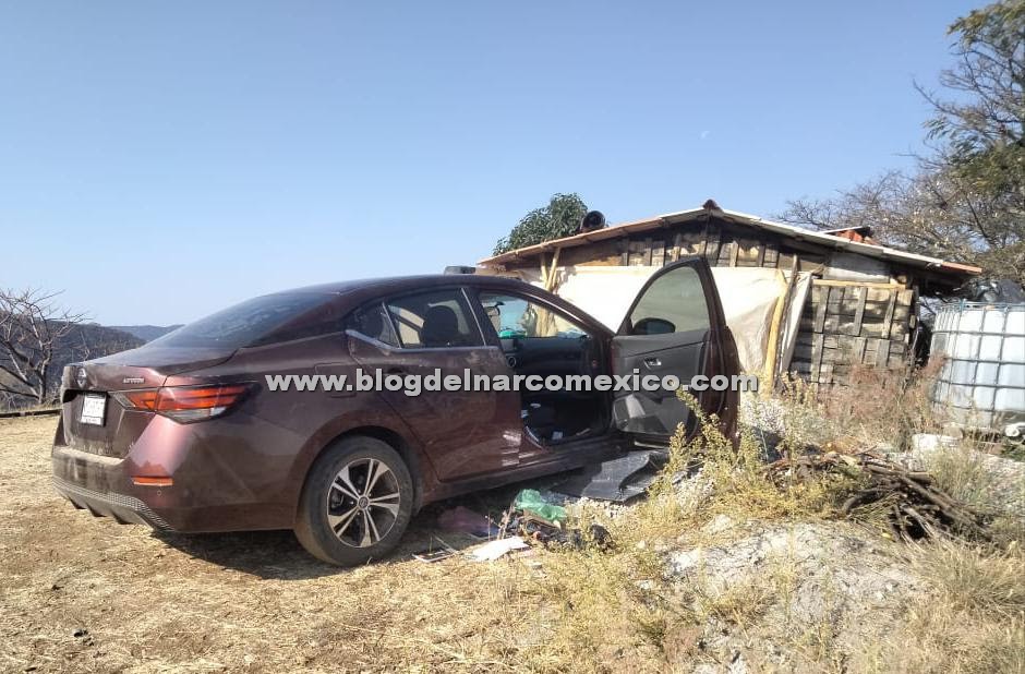 Soldados y Estatales revientan casa de Seguridad de Los Correa en Ojo de Agua, abatieron a dos sicarios y rescataron a dos mujeres blogdelnarcomexico.com/2022/02/soldad…