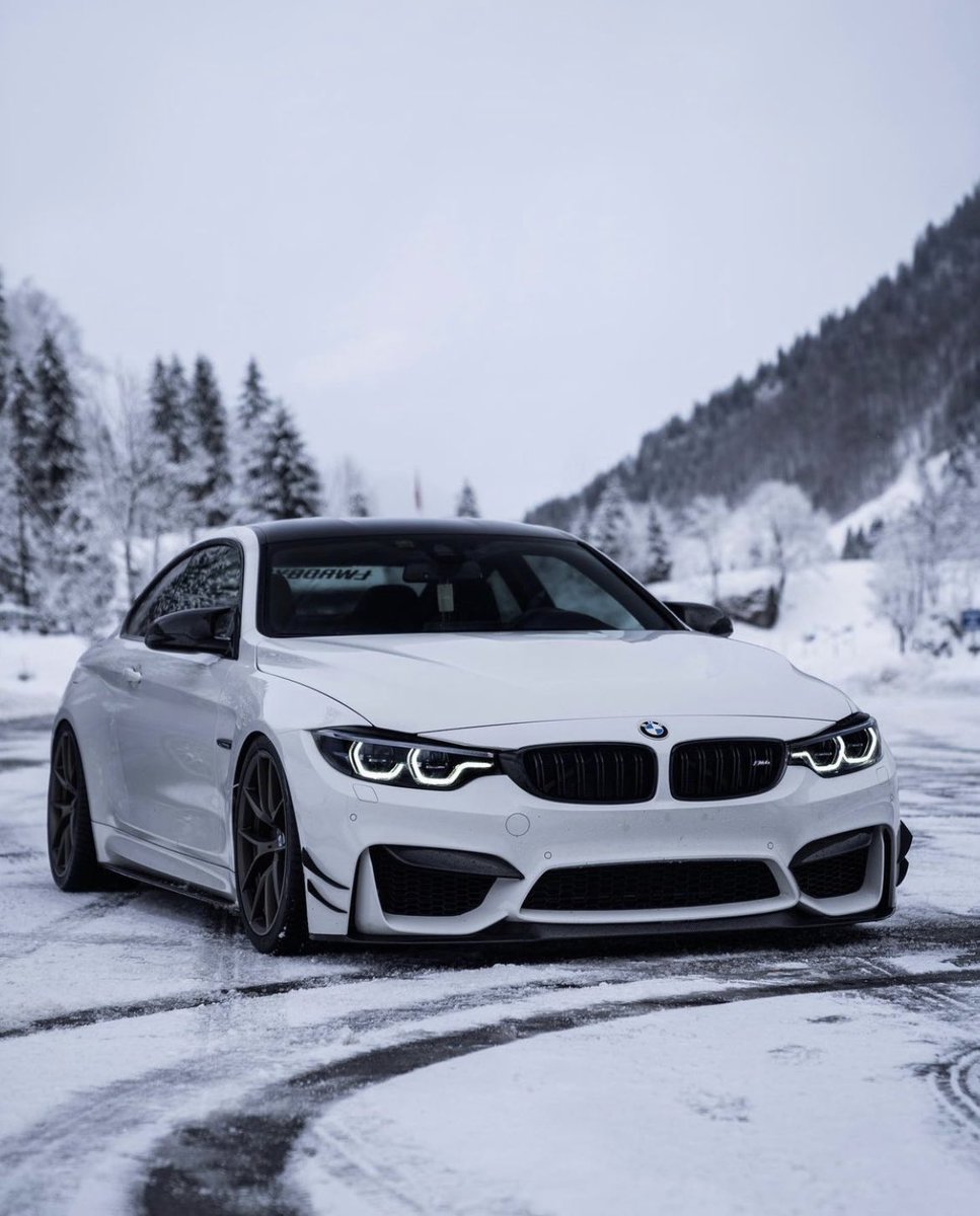 Luxury_WorId's tweet photo. BMW M4CS 🇩🇪 https://t.co/LGOFS2KUjo