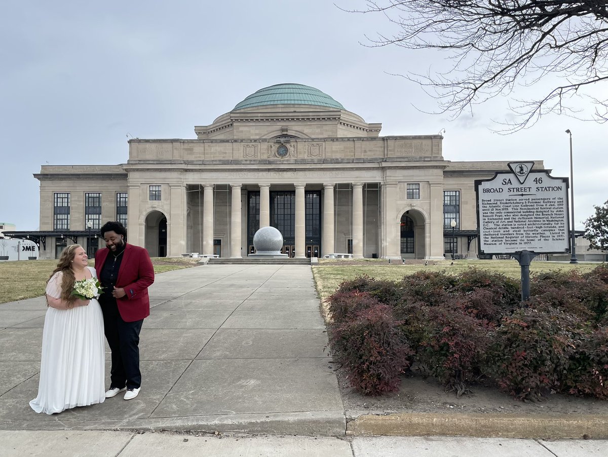 ScienceMusofVA's tweet photo. Love is in the air TWOday!
These two science lovers decided to get married in front of our building at 2:22 p.m. on 2.22.22. Congrats to the couple! We hope they come back every year so we can celebrate their anniversary TWOgether! 😍 #rva #TWOsday #TWOdayIsTWOsday #VAmuseums https://t.co/WRKtu4lSYo
