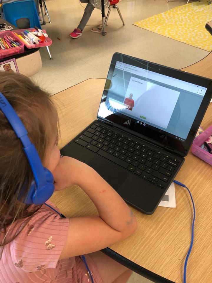 CISD_Curriculum's tweet image. First grade students at Adams Elementary using their digital skills to reinforce their math skills. Every day is Digital Learning Day. #cisdallin #DLD2022