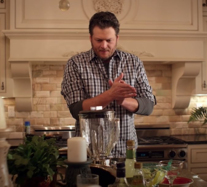 Blake Shelton tweet media