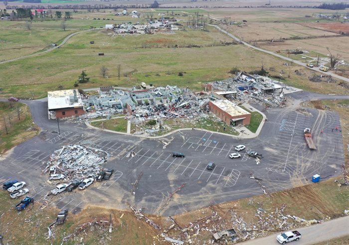 UofIllinois's tweet image. The number of billion-dollar weather disasters due to windstorms is increasing.

A new, multi-disciplinary research center at #ILLINOIS will work to mitigate the impact of extreme wind events and build community resilience to the disasters they cause. ▶ bit.ly/3BKhiIN