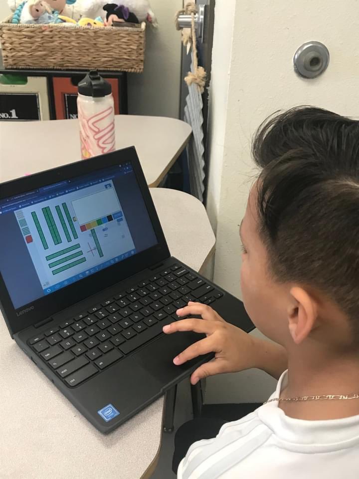 CISD_Curriculum's tweet image. Every day is Digital Learning Day at Gerard Elementary. The 2nd grade use their chromebooks every day to reinforce and enhance their learning. #cisdallin #DLD2022