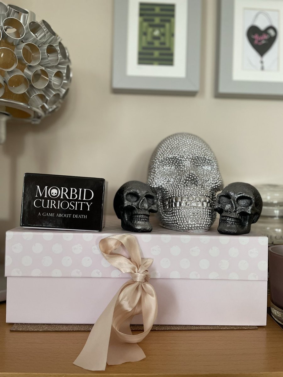 Boomerdeathlady's tweet photo. Anyone else’s dressing table look like this ? #deathworker #funeralcelebrant @DeathCafe @DyingMatters https://t.co/WmQfYhteDb
