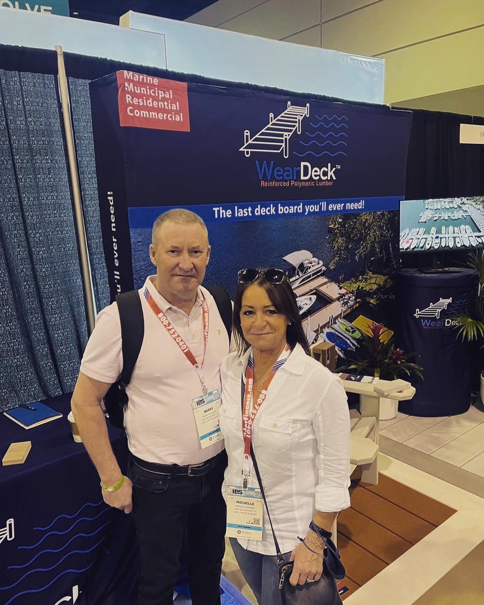 HeritageDecking's tweet image. 🌟 Another trip across “The Pond”  to the International Builders Show in Orlando 

🌟Checking out the latest innovations in the decking world and we even had the pleasure of meeting @bobbyparks007 ! Check our Instagram page to follow his link 😀
🌟Some great ideas coming home !