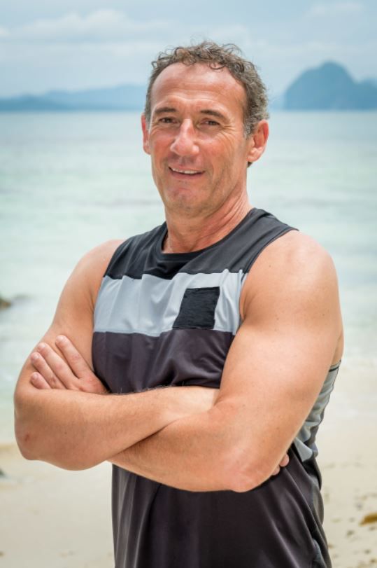 guinetelecom's tweet photo. Franck quand il décide de tester la cuisine local sur koh lanta

#KohLanta 
#KohLantaLeTotemMaudit https://t.co/BblQrVZx7D