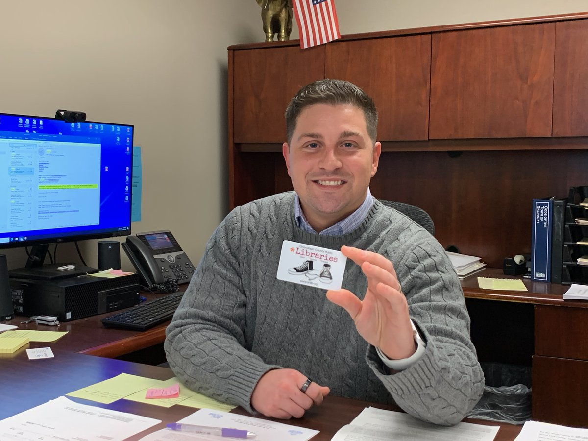TownofSalina's tweet photo. #TownofSalina Supervisor Nick Paro renewed his Library Card at the #SalinaLibrary last night, encouraging our Salina neighbors to utilize our amazing Libraries. 
#LPL https://t.co/BOghp21omY
