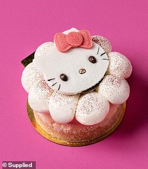 TheNorskaPaul's tweet photo. #Australia #HelloKittyTown pop-up - complete with adorable high teas, eye-popping themed decor &amp; VERY sweet treats😋
The food &amp; drink festival will occur in #Sydney #DarlingSquare until April 29 &amp; for $29 diners can have high tea at the sandwich shop &amp; even make DIY cookies😃😂 https://t.co/mZNB5p18jz