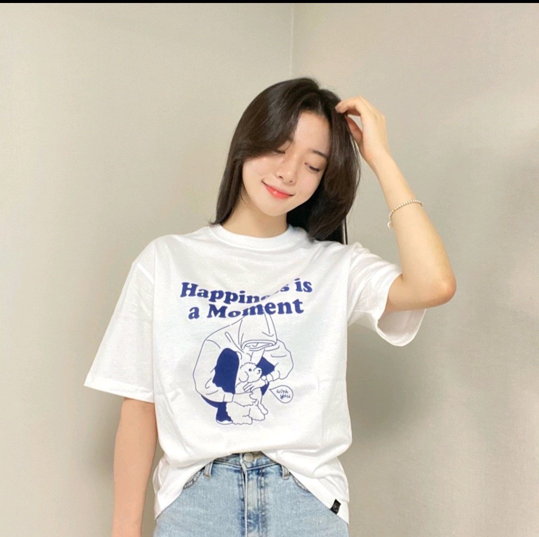 usexanx's tweet photo. เสื้อยืดสีขาวโอเวอร์ไซส์ 25฿ 
ลายตามรูปเลยค่า ของใหม่น้า✨

ค่าส่งเหมาๆ 25฿ 
#ส่งต่อเสื้อผ้ามือสอง #ส่งต่อเสื้อผ้ามือ2 #ส่งต่อเสื้อผ้า #โล๊ะตู้เสื้อผ้า #โล๊ะตู้ https://t.co/rCYGvSIIWN