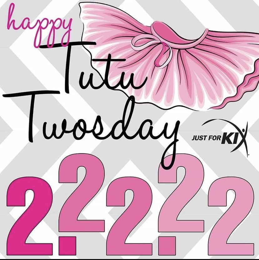 AlexJustForKix's tweet photo. Happy Tutu Twosday https://t.co/bHMXfyMiBV