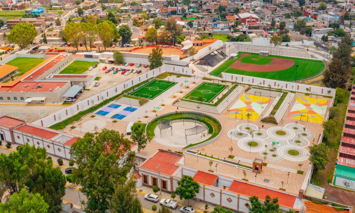 Les comparto una doble buena noticia: hoy se publicó la primera Norma Oficial Mexicana (NOM) en la historia de la <a href="/SEDATU_mx/">SEDATU México</a> y además, es la primera en materia de espacio público y desarrollo urbano en el país.

No es poca cosa. Les cuento porqué en este 🧵: 1/6