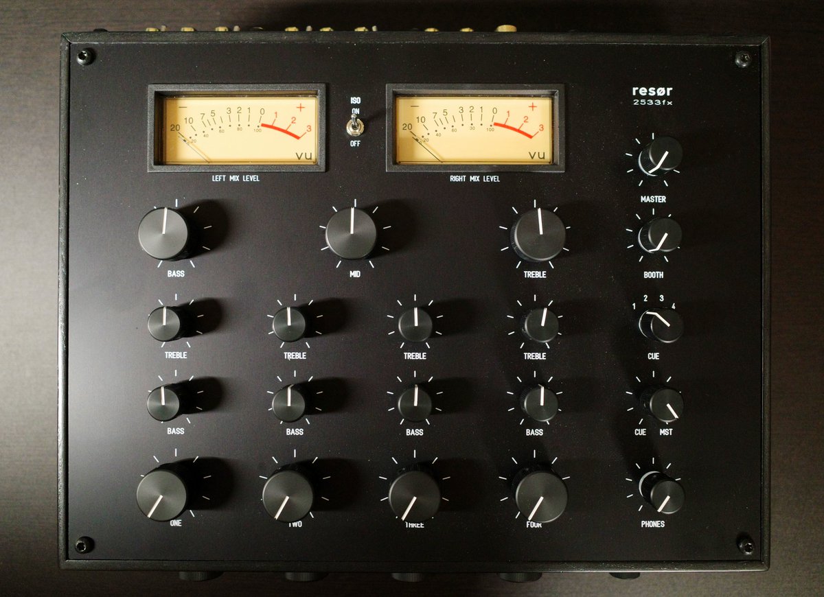 15年ぶりにDJ MIXERを新調。ドイツはベルリン製ロータリーミキサー 