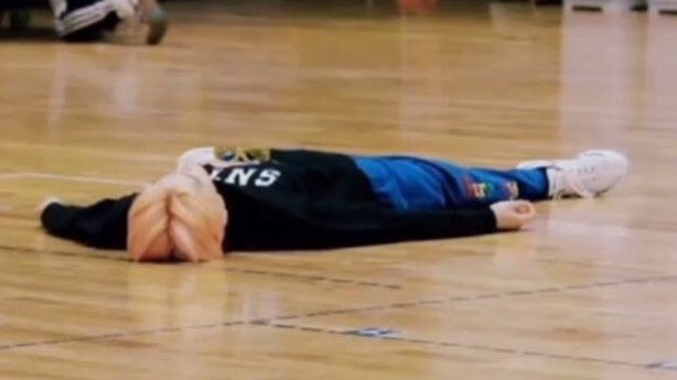 taeeeyongg's tweet photo. Just taeyong being a whole mood https://t.co/wxnHKqBK5y