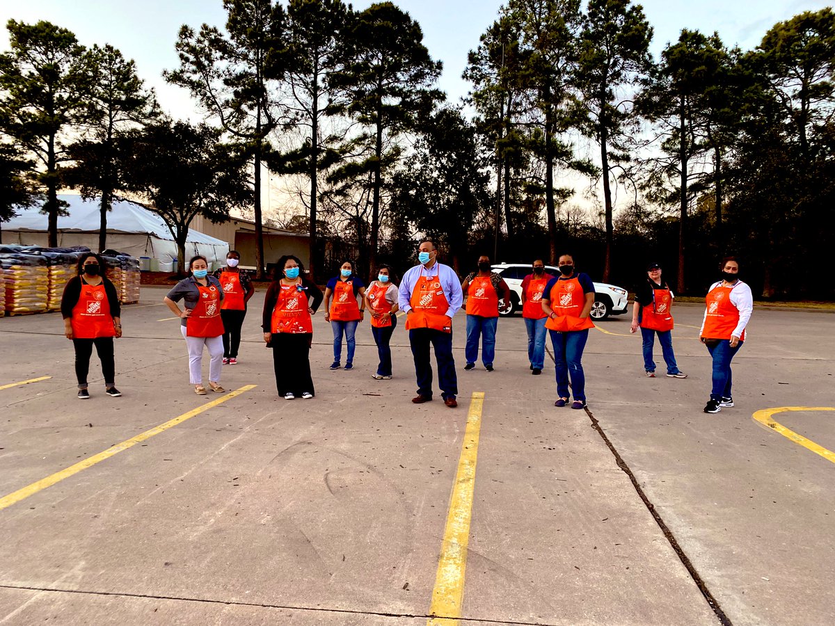 Houston Alignment Walk 2022 was a huge success with the help of this fantastic ASDS team! Thank you for all the hard work.  #PoweroftheGulf   <a href="/MejutoAllen/">Allen Mejuto</a> <a href="/CourtneyMKorkow/">Courtney Korkow</a> <a href="/BordelonAaron/">Aaron Bordelon</a> <a href="/THDKami/">Kami T.</a> @Shernae_L