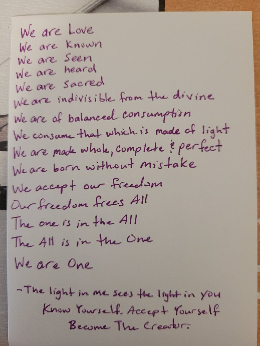 TheManInScarf's tweet photo. The light within me sees the light within you. We are known one to an other. There is no separation between us. -Know Yourself. Accept Yourself. Become the Creator. #lawofone #unity https://t.co/jYoBY765Dj