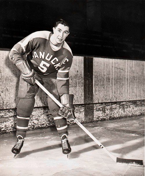 canucksalumni's tweet photo. With sadness, we announce that we have lost our ‘last original Canuck’… you will forever be in our hearts Ernie Dougherty!
Condolences to Ernie’s family and friends 💙
#CanucksAlumni https://t.co/H3w8KRafUF