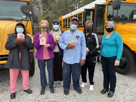 MP_Elementary's tweet photo. In honor of School Bus Driver Appreciation Day, we would like to thank our bus drivers for going the extra mile daily for our students! #GreatnessStartsHere #ourbusdriversrock https://t.co/SUucyL56Yn