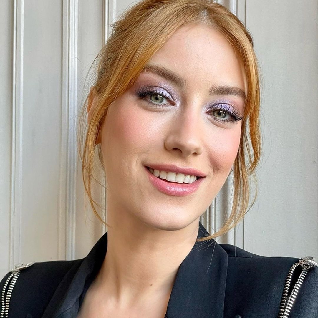 Queen 🧡

#HazalKaya