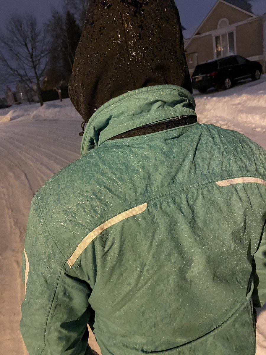 mikegagnon1911's tweet photo. Pluie verglaçante pour le #jour52 https://t.co/NTjSPvu1gh
