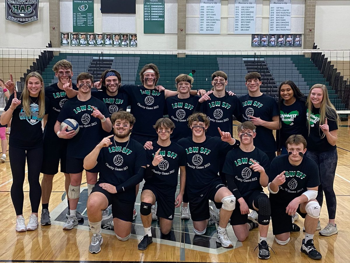 Congrats to the Seniors on winning the 2022 Charity Volleyball Tournament!