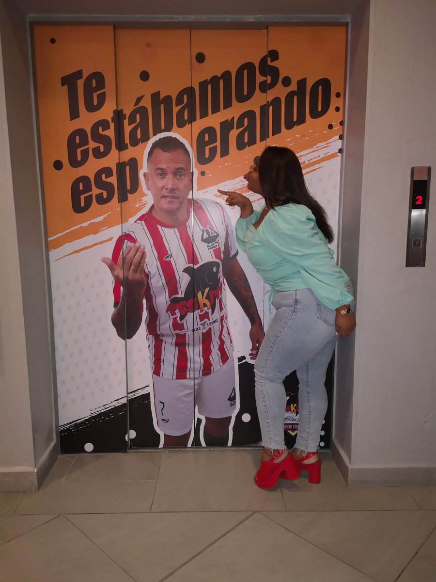erikaaldanapty's tweet photo. Un par de fotitos en #Peskito #LosAndesMall 🤪🤣 https://t.co/HZQi1EzH3q