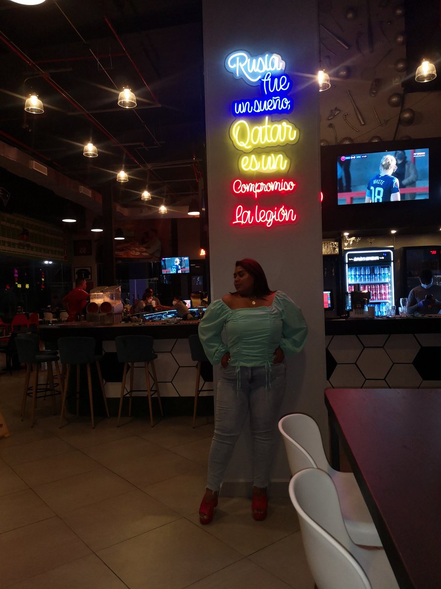 erikaaldanapty's tweet photo. Un par de fotitos en #Peskito #LosAndesMall 🤪🤣 https://t.co/HZQi1EzH3q