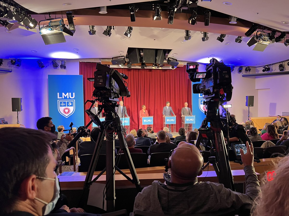 RicTorresII's tweet photo. Wild LA Mayorial debate @LoyolaMarymount tonight. Handled very well by @LMUstudyLA. #FirstDebate https://t.co/5bylvVmPk2