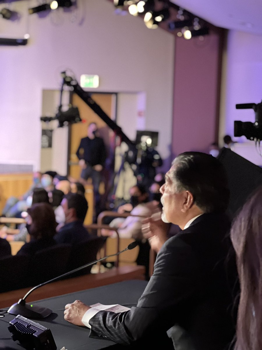RicTorresII's tweet photo. Wild LA Mayorial debate @LoyolaMarymount tonight. Handled very well by @LMUstudyLA. #FirstDebate https://t.co/5bylvVmPk2