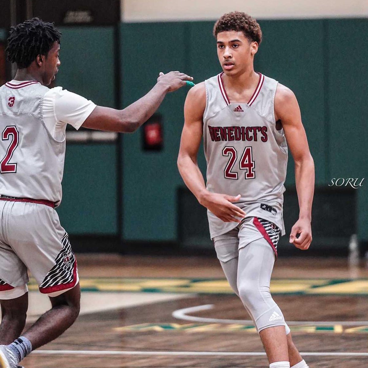 Tomorrow we play @lvilleathletics at home in the Semi-Finals of the State Prep A Championship. 

🐝 22-1 &amp; ranked 
#18  (ESPN)
#8 Maxpreps

Please (friends/ family, faculty, fans) come &amp; support!

We play for the State Prep A Championship on Saturday w/ a win.

🏆

Game 🏀 @ 5 PM